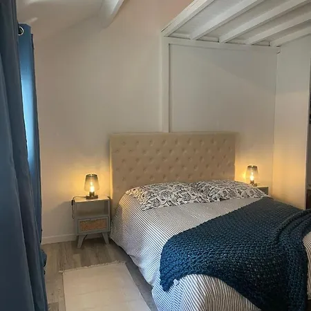 Le Bleu De Senlis Apartment Senlis  Exterior photo